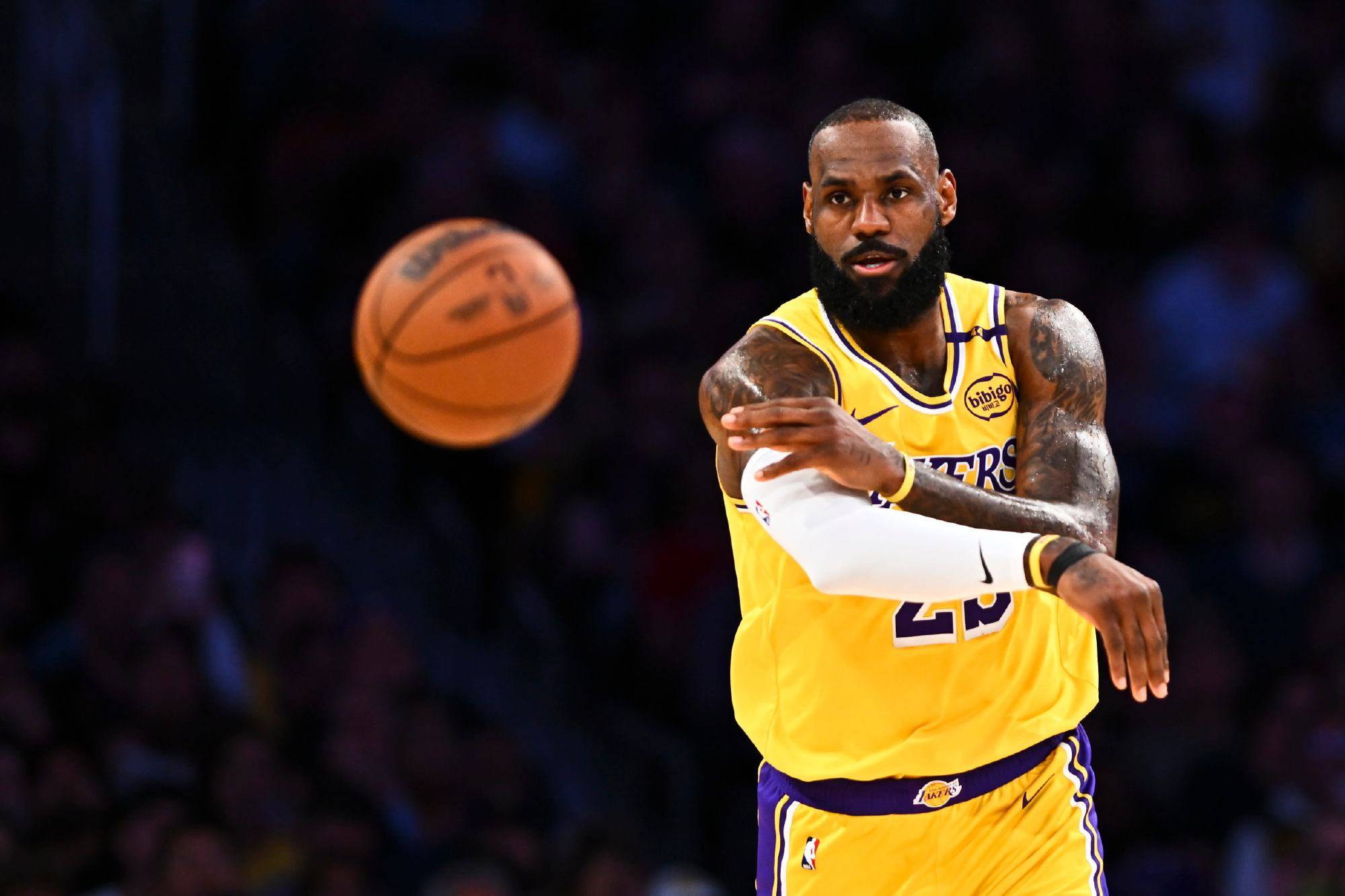 包含詹姆斯称最讨厌2支nba球队的词条